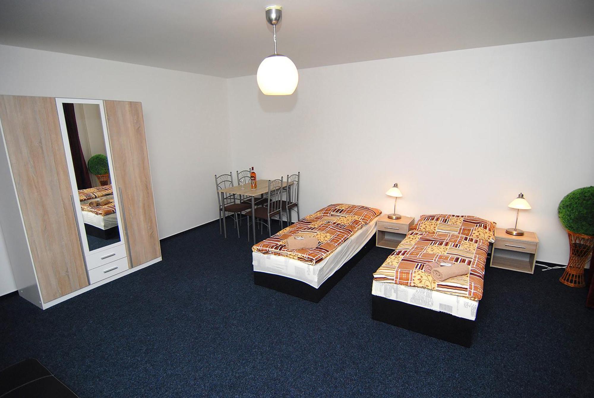 Apartmany Chodov Prag Rum bild