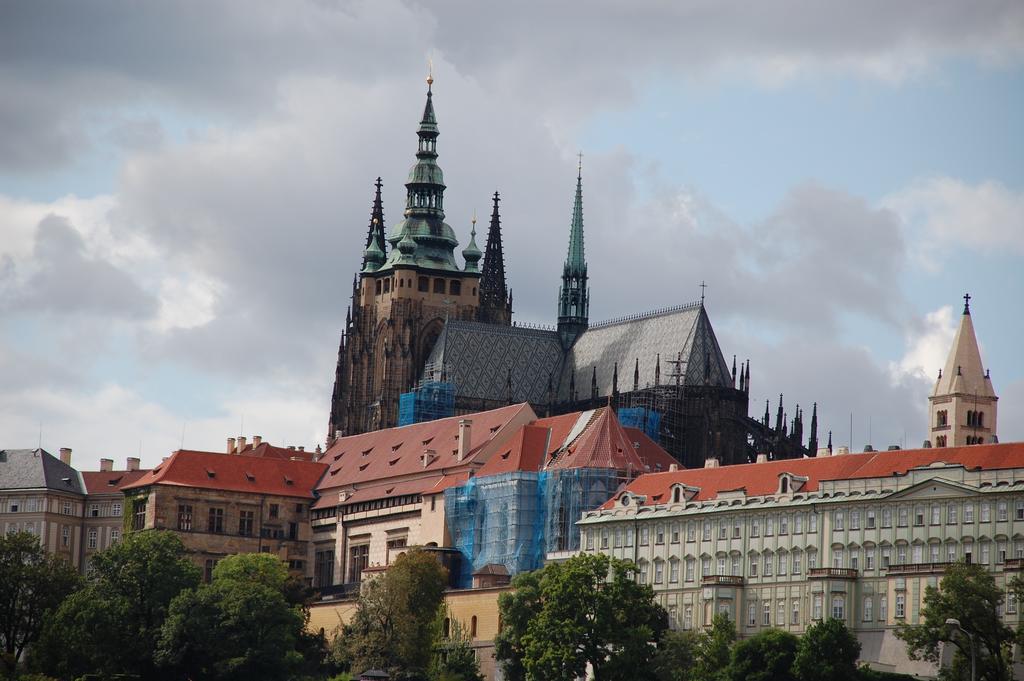 Apartmany Chodov Prag Exteriör bild