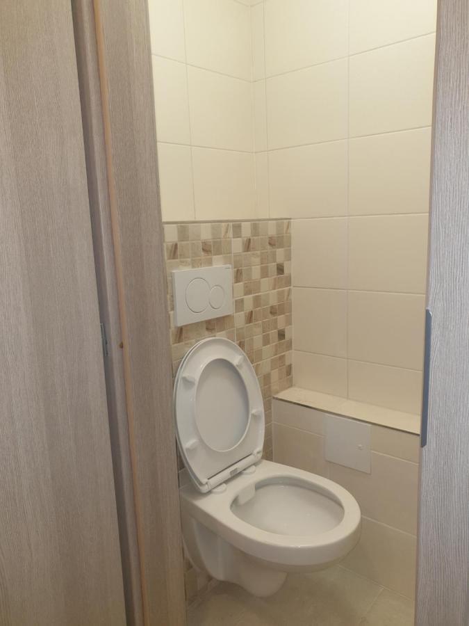 Apartmany Chodov Prag Exteriör bild